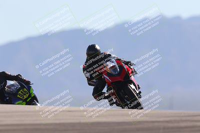 media/Nov-06-2023-Moto Forza (Mon) [[ce023d0744]]/2-Advanced Group/Session 4 (Turn 9)/